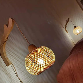 Luminária de Parede de Bambu e Rattan